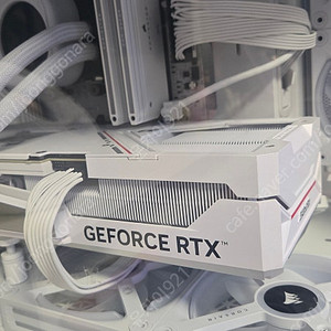 일주일사용 Rtx 4070ti super vulcan 불칸 팝니다.