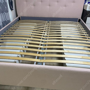 이다네스 침대프레임