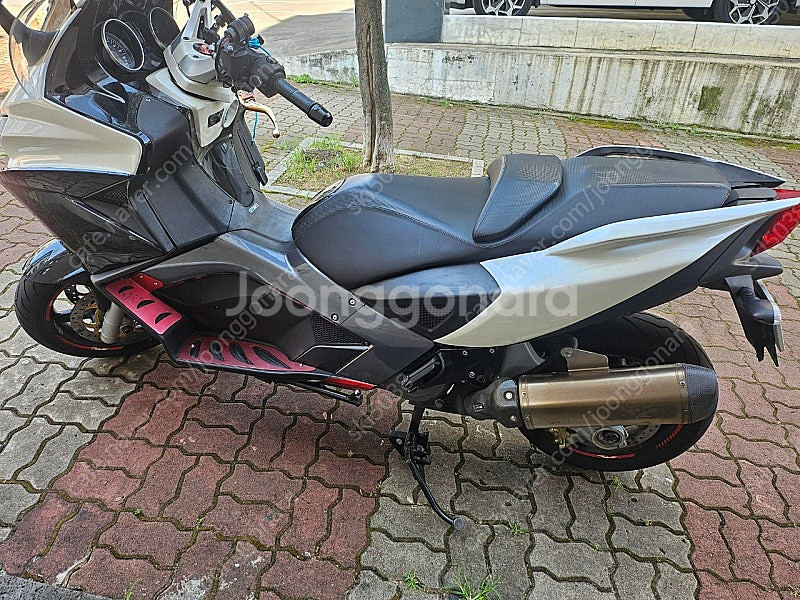아프릴리아 srv850 15년식 팝니다--5