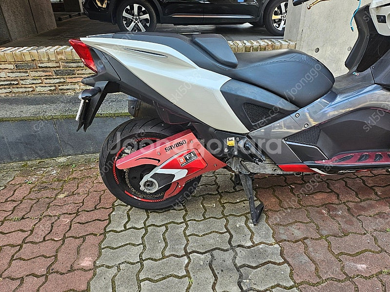 아프릴리아 srv850 15년식 팝니다--8