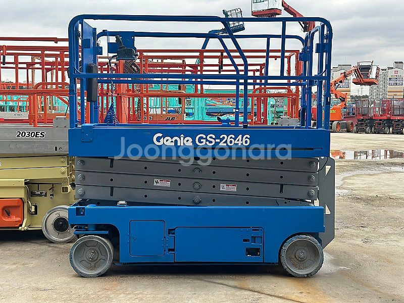 대기업이 선호하는 고소작업대라 다른가봐요 GS2646--3