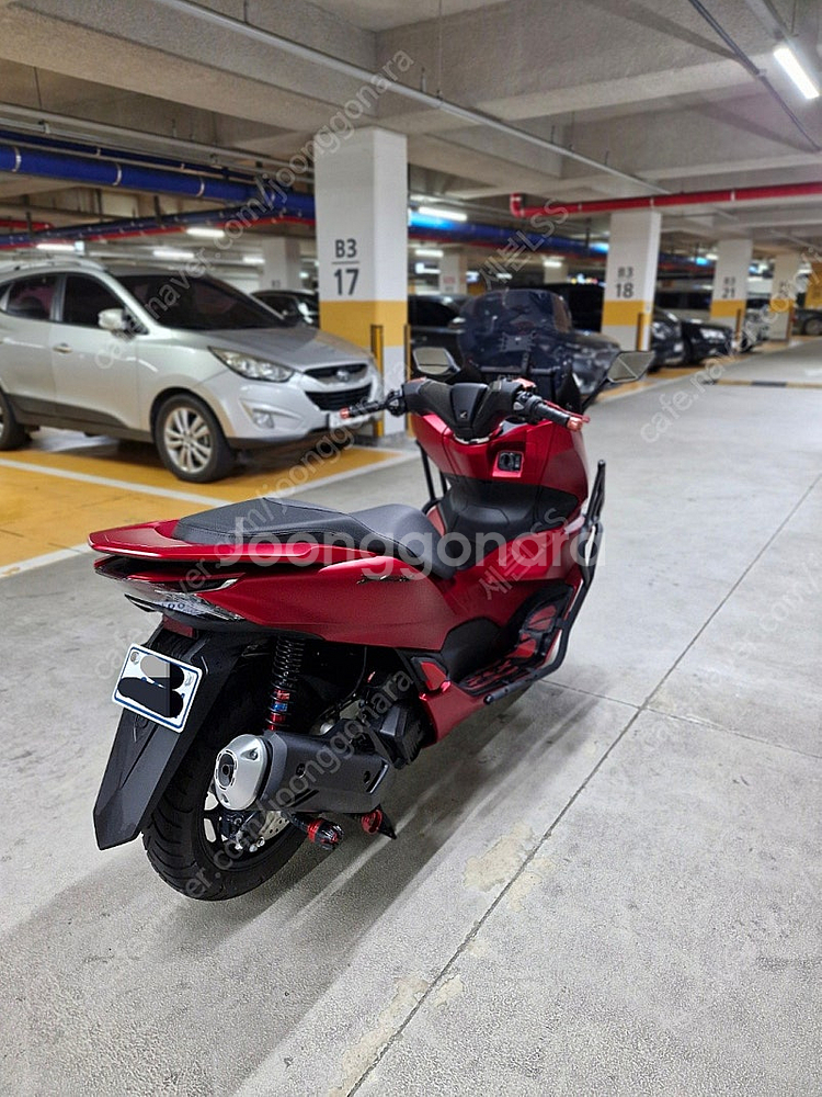 PCX ABS 23년말제조 24년초 등록 2700주행 ...--0