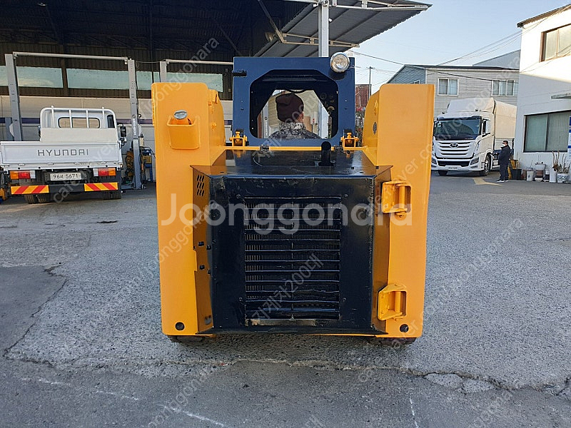 스키드로더 현대 HL810SM 스키로더 중고 농기계--7