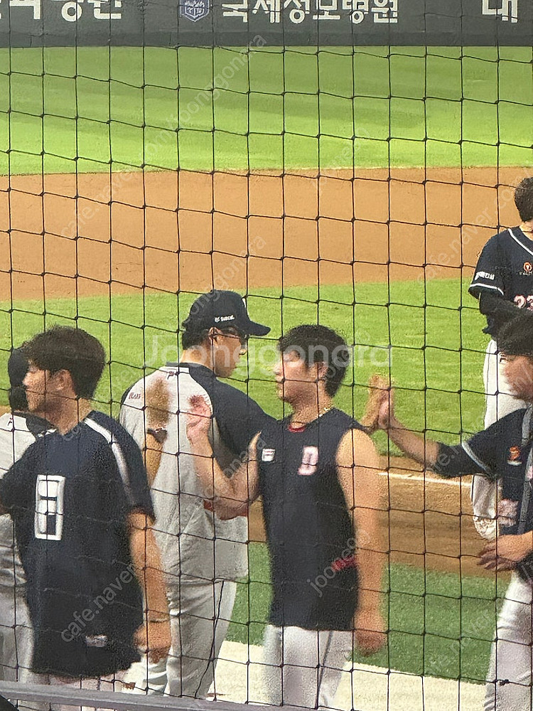 8월24일 금일 두산 한화 경기 1루석 블루석 오렌지석...--0