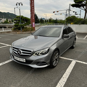 벤츠 E클래스 w212 e220d 아방가르드 후기형 판매