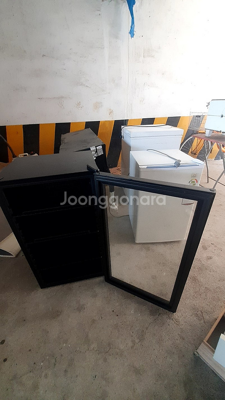 미니 전기냉장고 KIS KDS85R (카폐용 캔음료수 ...--0