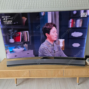 삼성 65인치 커브드 UHD TV(UN65JS9000F) +커브드 사운드바(HW-J8500) 팝니다.