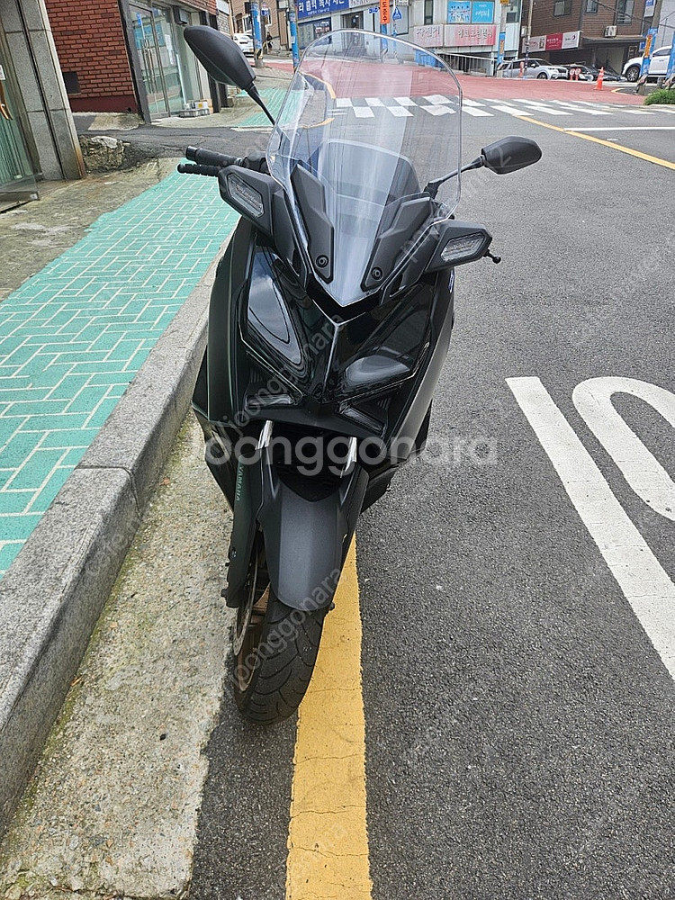 부산 24년식 XMAX 12000키로때 판매합니다.--0