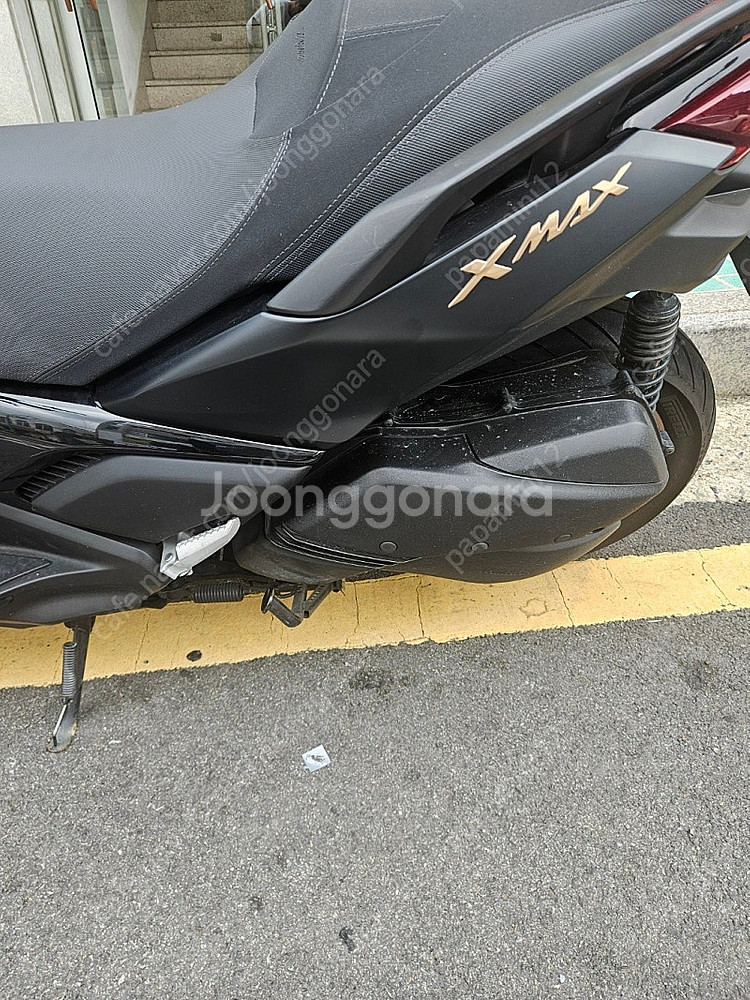 부산 24년식 XMAX 12000키로때 판매합니다.--1