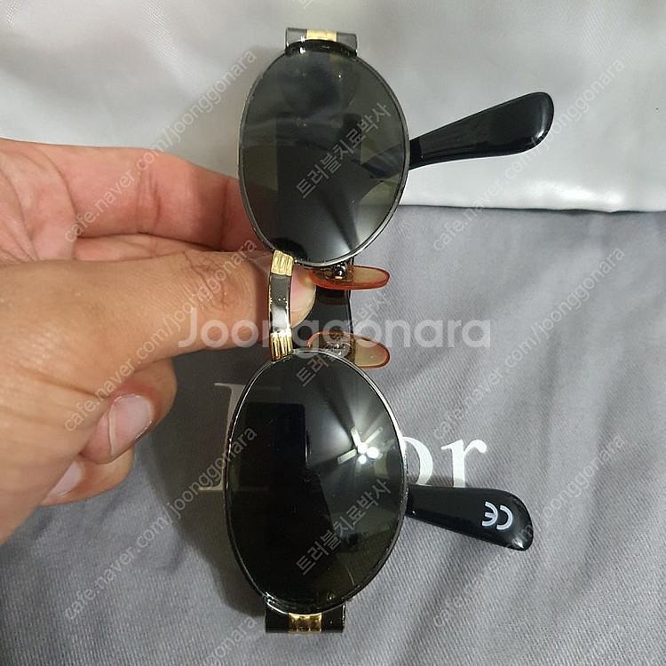 정품 지아니 베르사체 빈티지 선글라스 MOD.S72--1