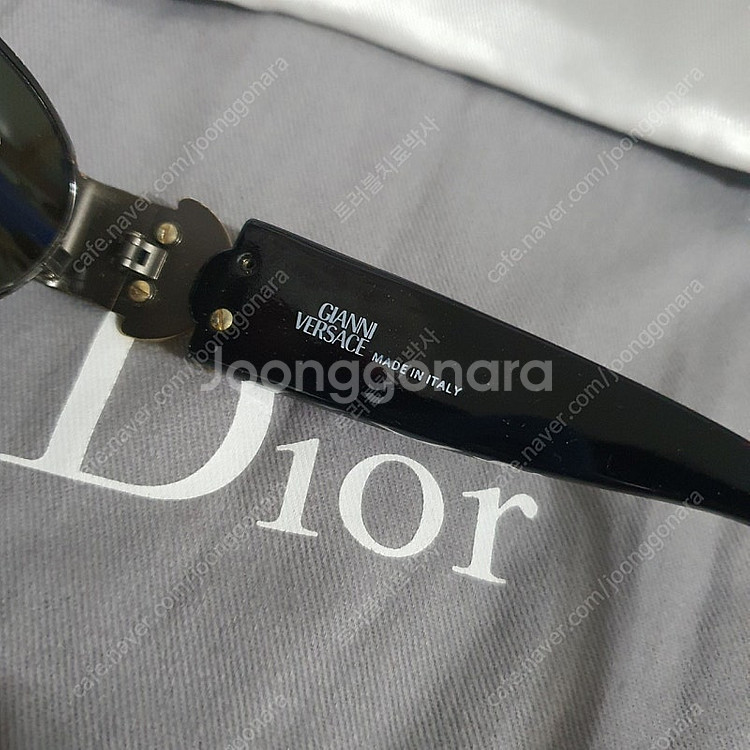정품 지아니 베르사체 빈티지 선글라스 MOD.S72--5