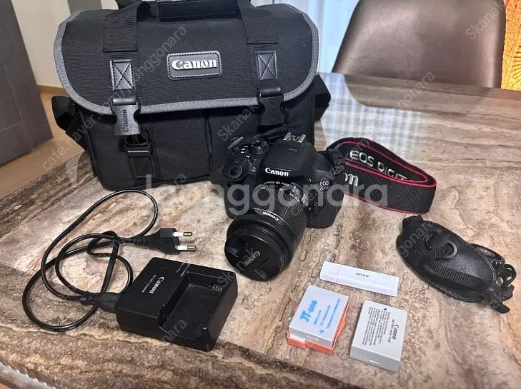 캐논 EOS700D DSLR 카메라 팝니다.--0