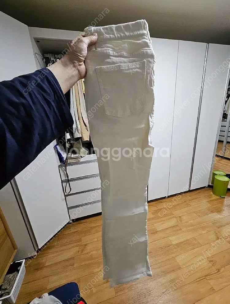 카인다미 슬림 세미 부츠컷 화이트 L--1