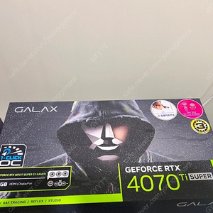 갤럭시 RTX4070TI SUPER EX GAMER 화이트 팝니다 ​