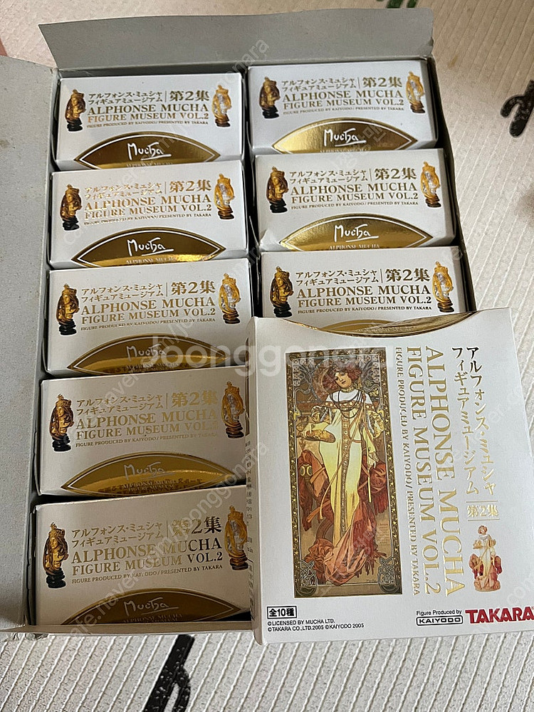 알퐁스마리아뮈샤 피규어 콜랙션2 판매합니다.--1
