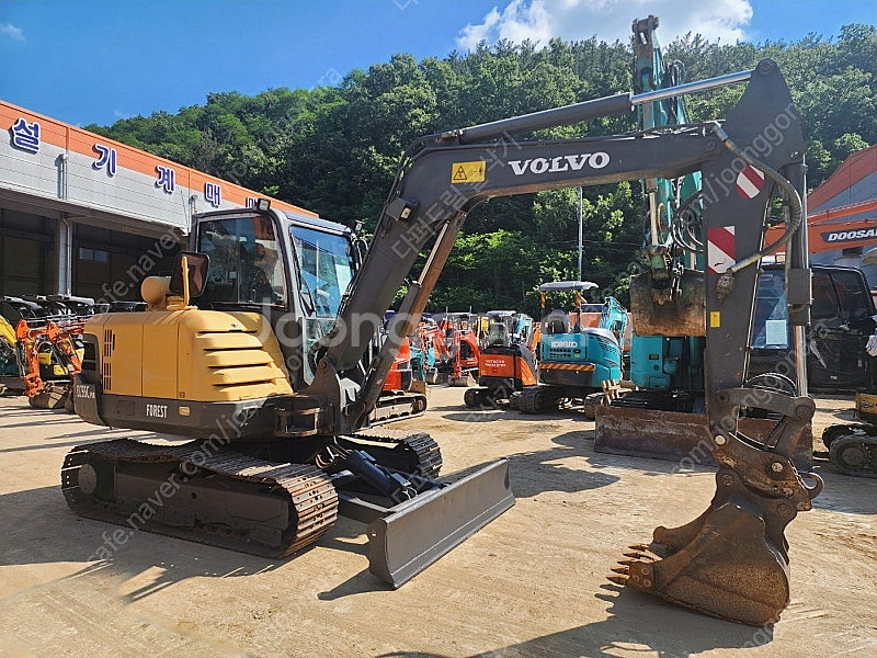 중고굴삭기 볼보 EC55C 2014년 8400시간 시간...--1