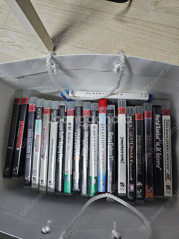 ps3 듀얼쇼크4개 게임시디 19개 일괄판매합니다--2
