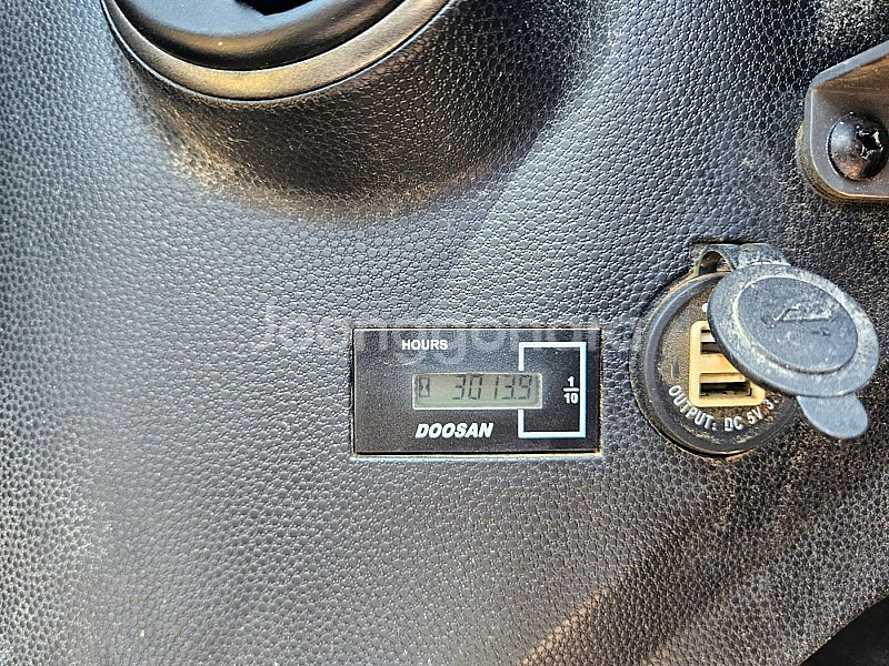 중고굴삭기 두산 DX55 2022년 회전링크 코집 31...--3