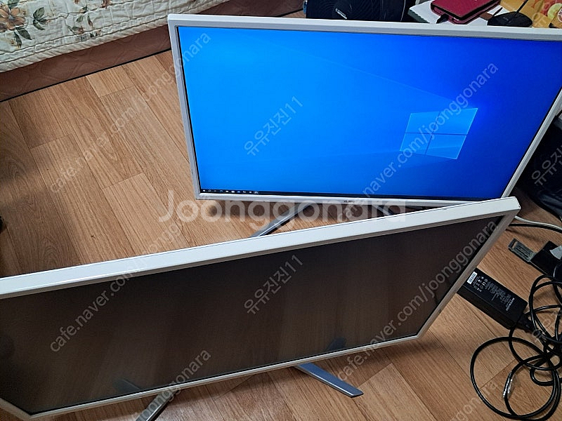 k27mu 27인치 4K UHD모니터 싸게 팝니다.(밑...--1