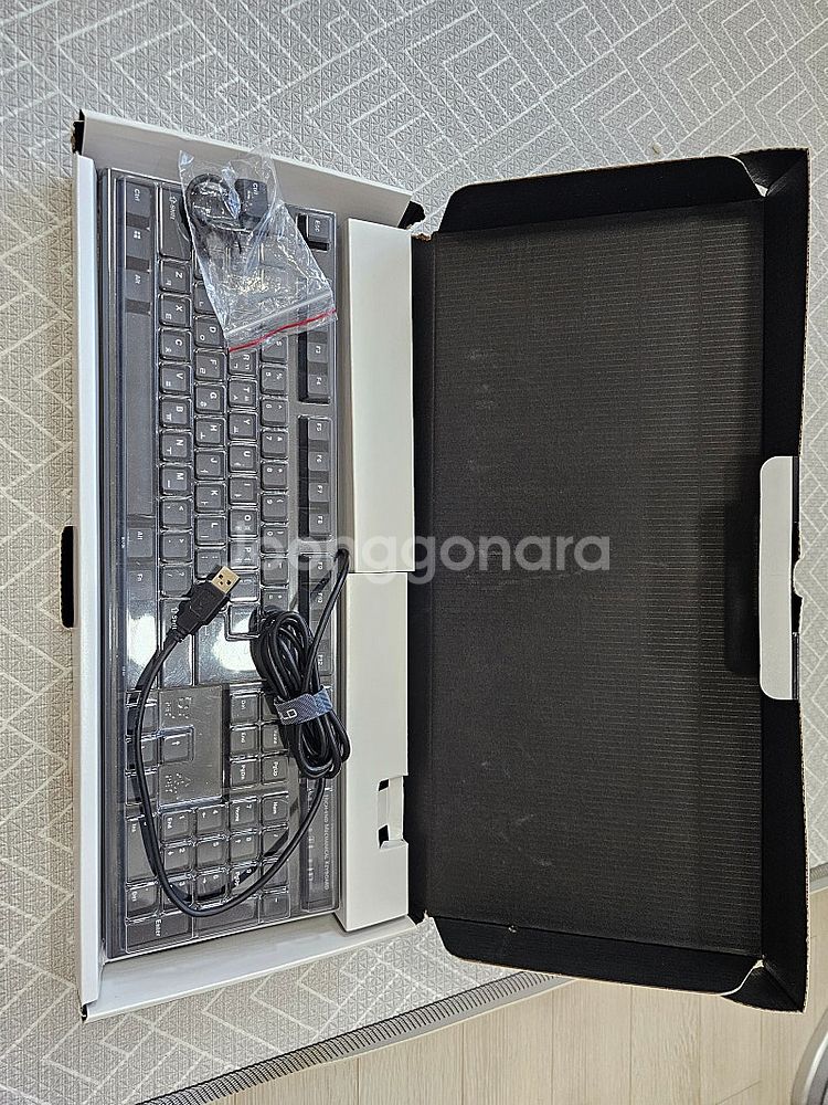 레오폴드 키보드 FC900RBT 올블랙 양도합니다.--1