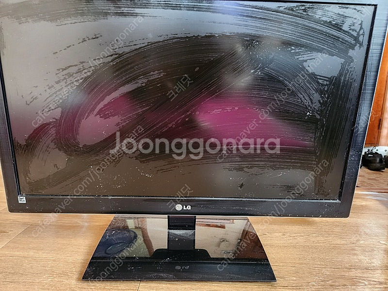고장난 LG 27인치 LCD모니터 팝니다(2대)만원--2