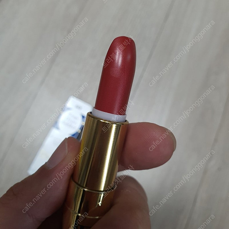 디올 어딕트 루즈 649 립스틱 이미지