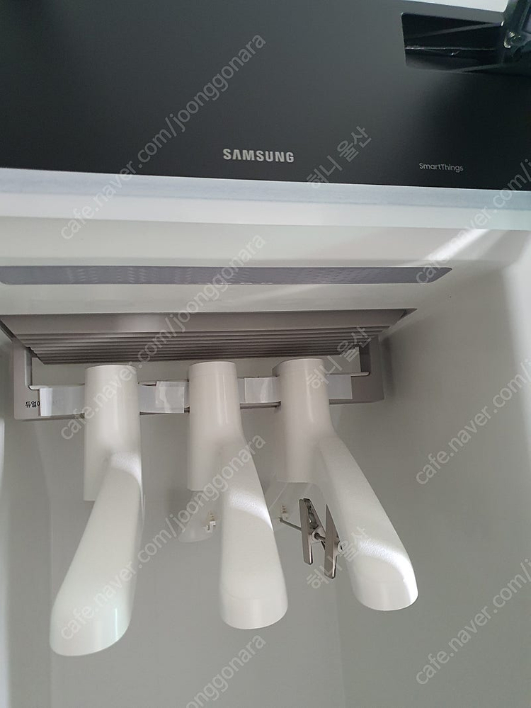 삼성 의류관리기(스타일러) DF18CG3100TR 이미지