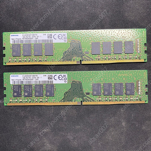 삼성램 DDR4-3200MHZ 16G (x2) 팝니다