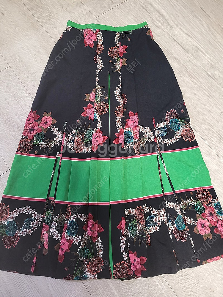 산드로 데비 스커트--3