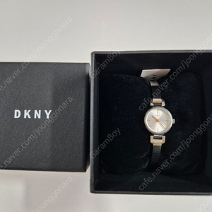 [새제품]DKNY 메탈 손목시계 급처(정가: 144,000원)