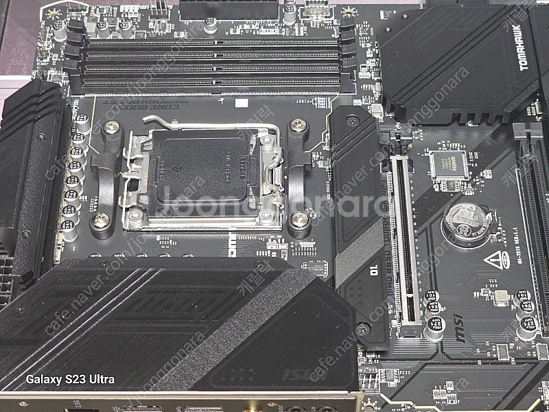 마이크론e다이 DDR4 16GB 4장 총 64GB 판매...--0