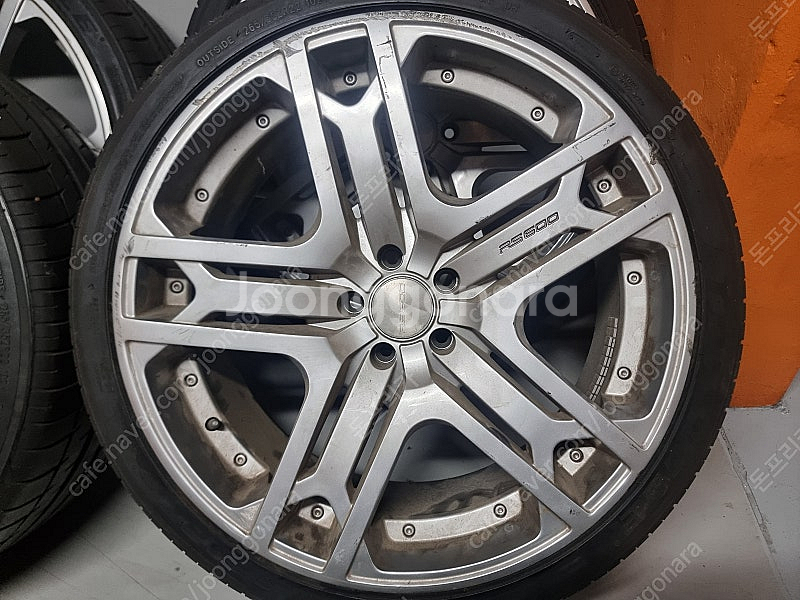 리모시스 RS600 22인치 휠타이어 판매합니다.--6