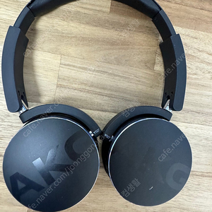 AKG Y50BT 헤드폰 판매합니다.(GS25 반택비