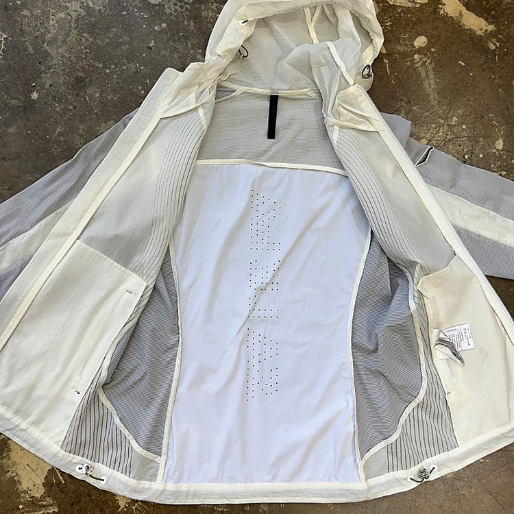 95) 살레와 바람막이 점퍼 방풍 자켓 여성 등산복 점퍼 노스페이스 네파 이미지