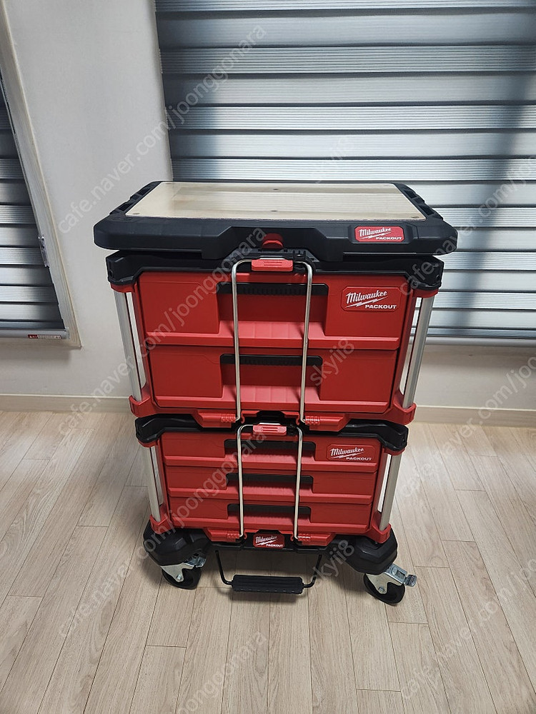 밀워키 팩아웃 판매합니다--1