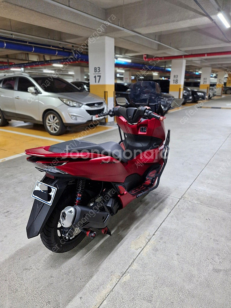 PCX ABS 23년말제조 24년초 등록 2700주행 ...--0