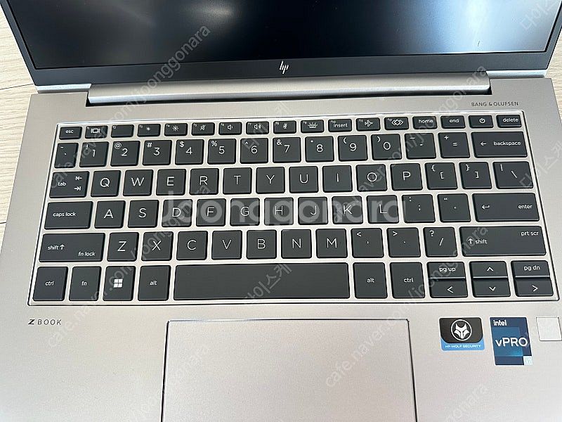 HP ZBook Firefly G9 Mobile Wor...--4