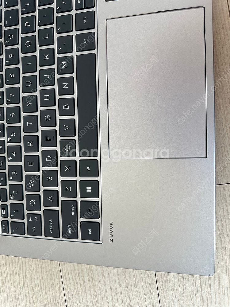 HP ZBook Firefly G9 Mobile Wor...--5