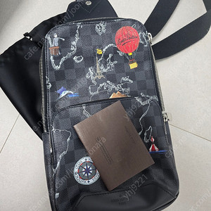 루이비통 슬링백