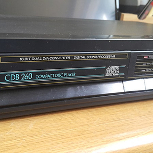 CDP MAGNAVOX CDB260 팝니다 상태 양호