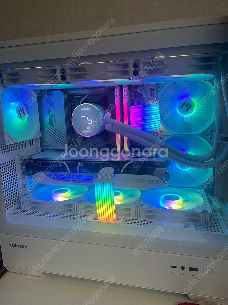 7800x3d 4070ti super 올 화이트 컴퓨터--2