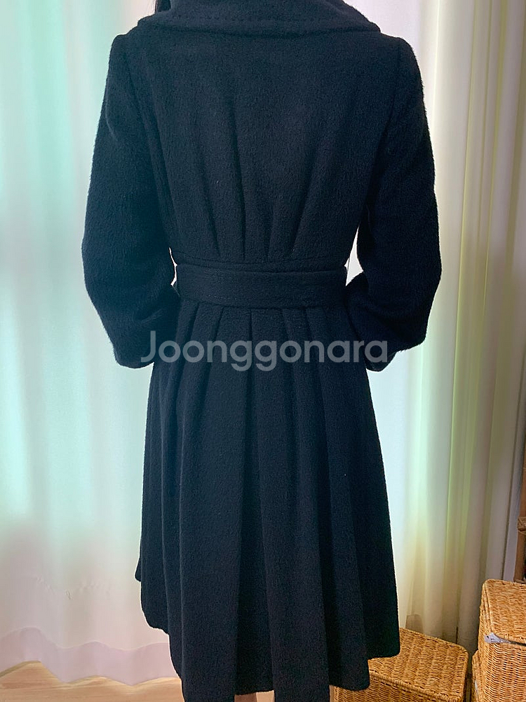 레노마 여성 알파카 코트 팝니다--2