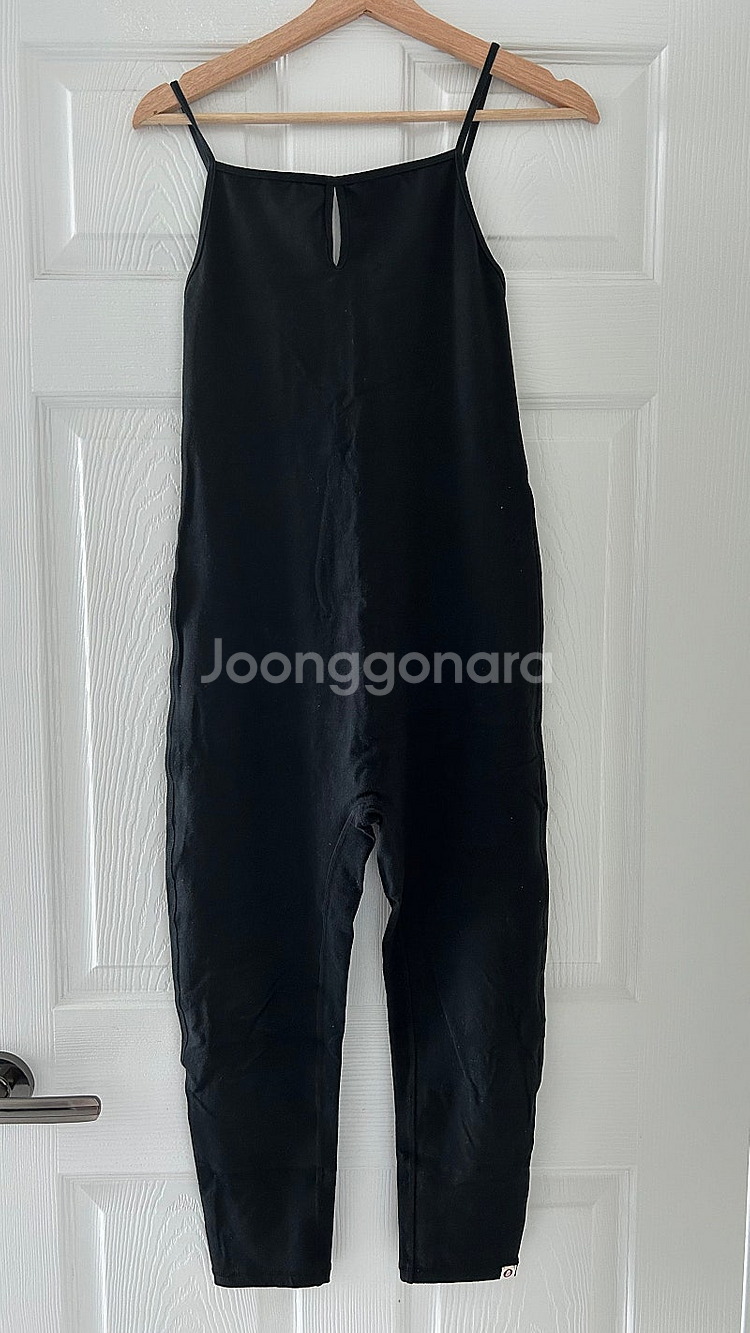 부디무드라 키홀 점프수트 M--0
