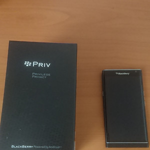 블랙베리 프리브 팝니다 택포 84000원