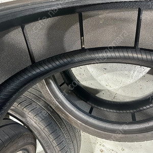 255/35r19 / 225 40 19 한세트 60 피렐리 최고급형 스펀지소음제 타이어 g70,스팅어 1만키로 미만