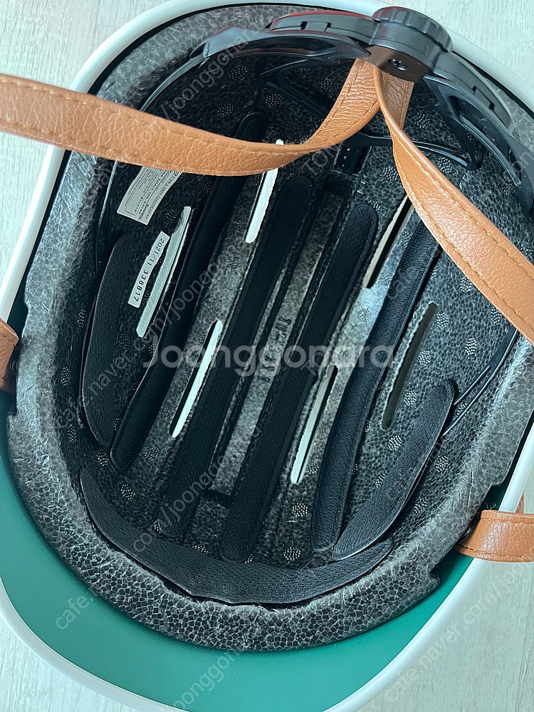 따우전드 주니어 헬멧--1