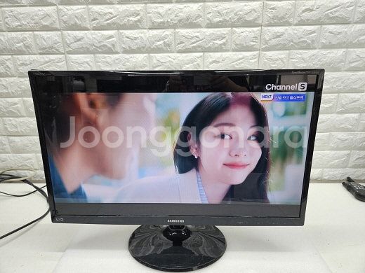 삼성 27인치 LED TV 모니터 입니다--0