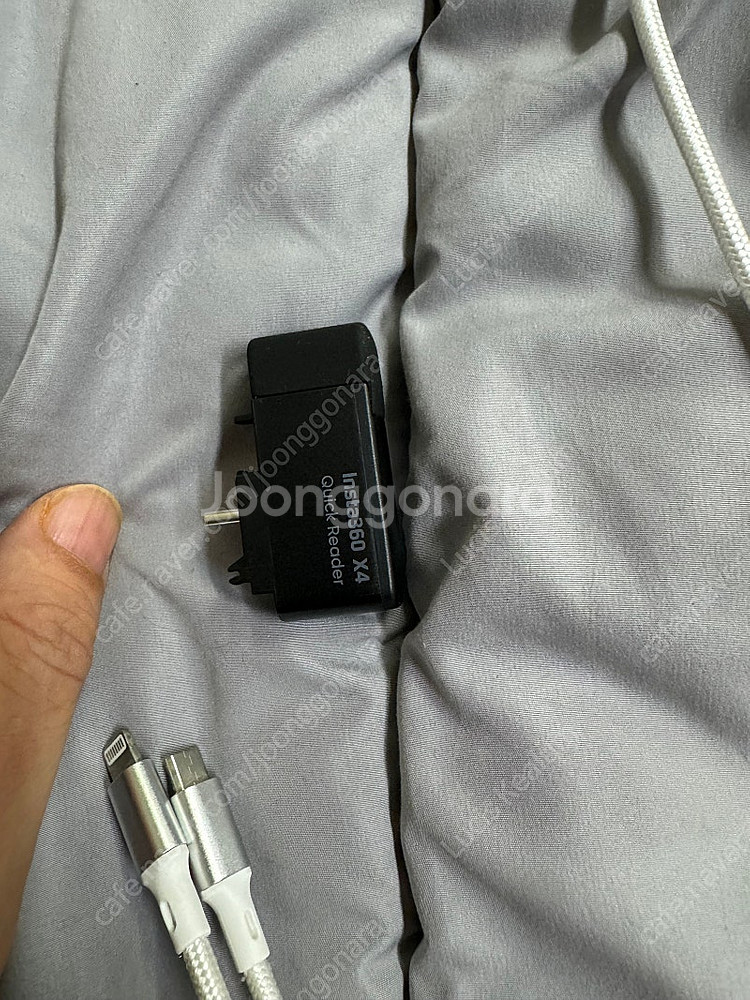 인스타360 x4용 퀵리더기 팔아요--0