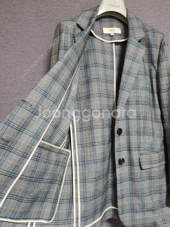 아떼 바네사브루노 그레이 체크 자켓 36 사이즈--3