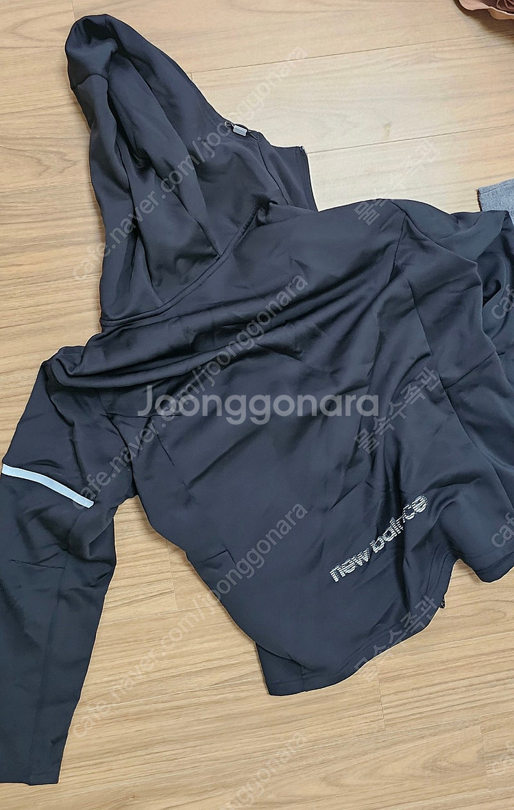 라코스테 원피스, 뉴발란스 겨울, 디스커버리 바람막이,...--9